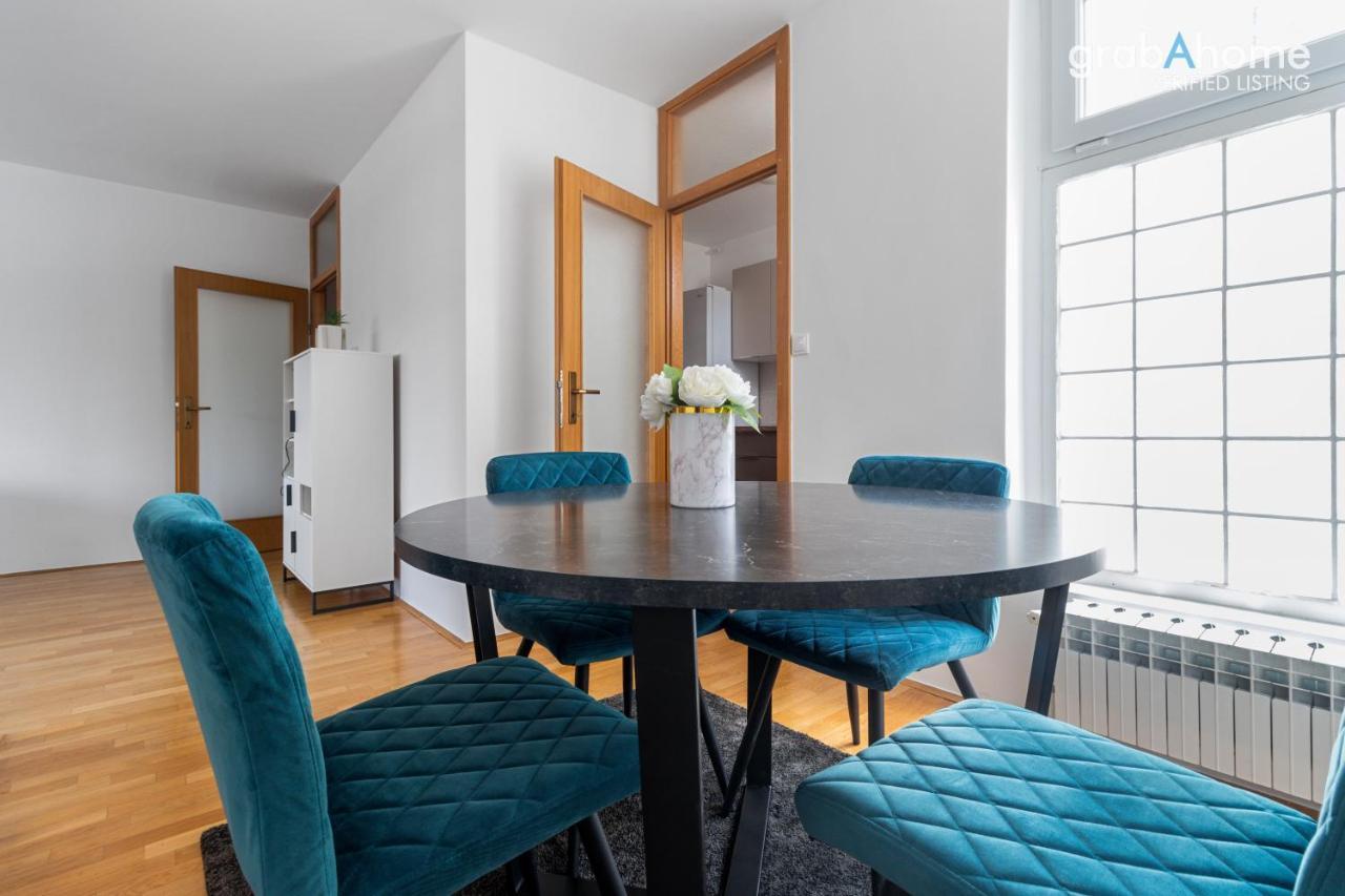 Apartment Crosspoint